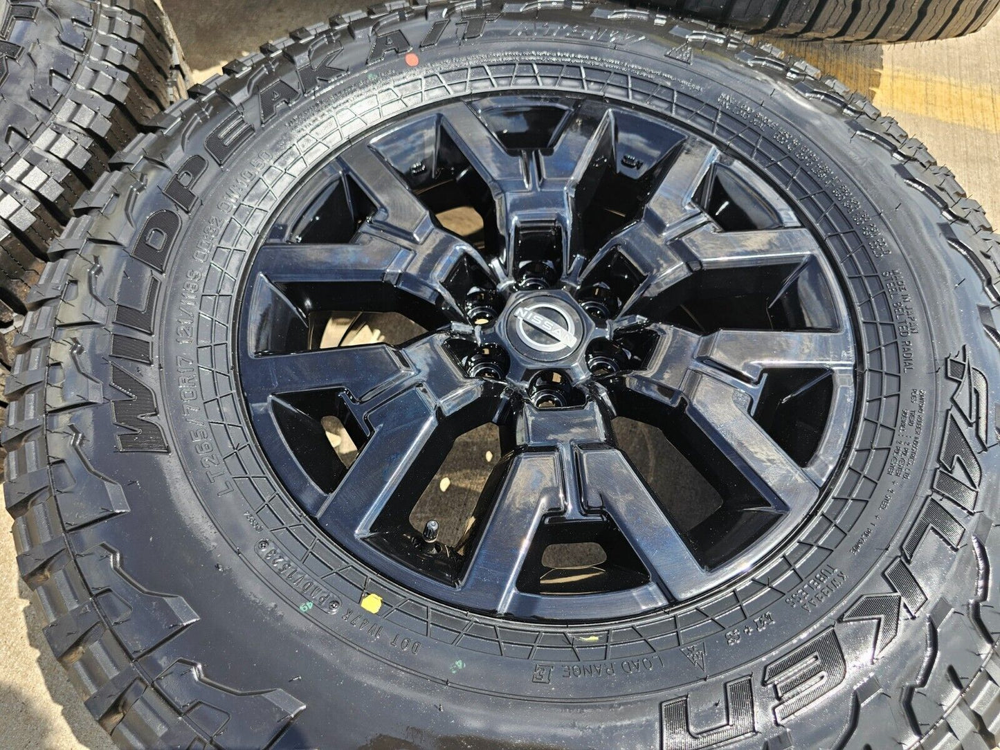 17" Nissan Frontier OEM Desert Runner 62832 wheels rims tires 2023 2024 2025 NEW