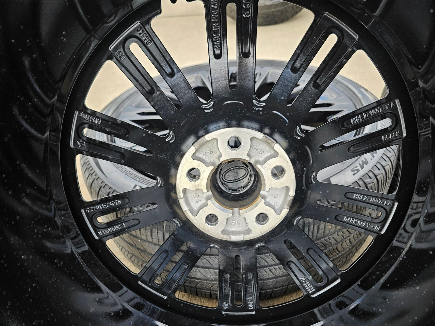 23" Land Rover Range AUTOBIOGRAPHY OEM wheels rims 2023 2024 2025 2026 PIRELLI