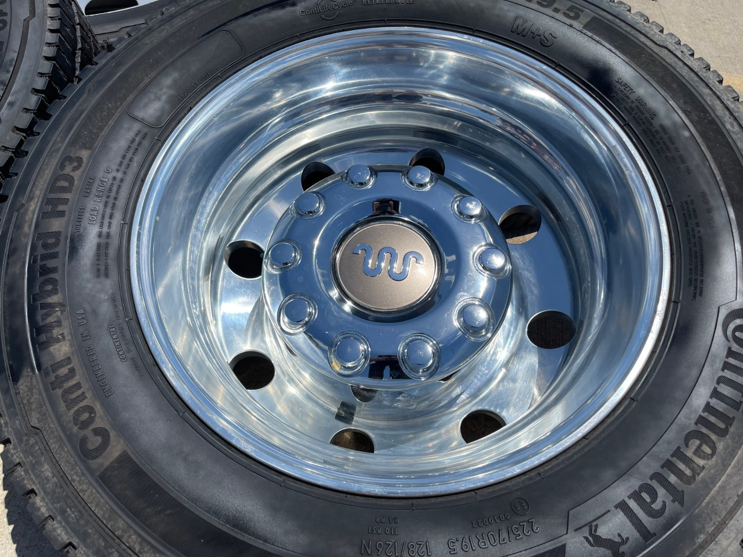 19.5" Ford F-450 Dually F-550 rims wheels RAM 4500 OEM 10x225 CONTINENTAL HD3