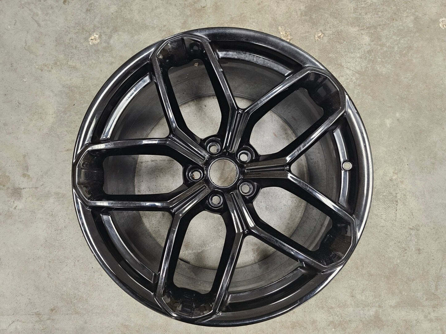 19" Lamborghini Huracan LP580 OEM wheel rim rear Kari 2019 2020 2021 2022 2023