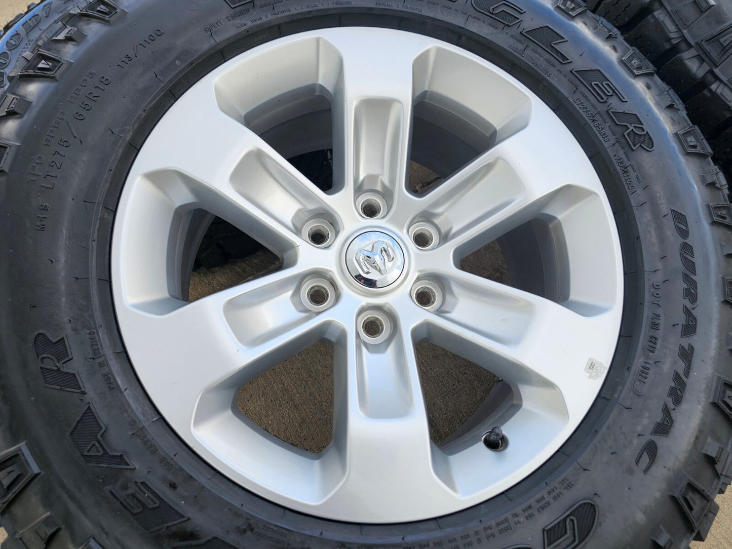 18" Dodge Ram 1500 OEM wheels rims 2672 tires DURATRAC