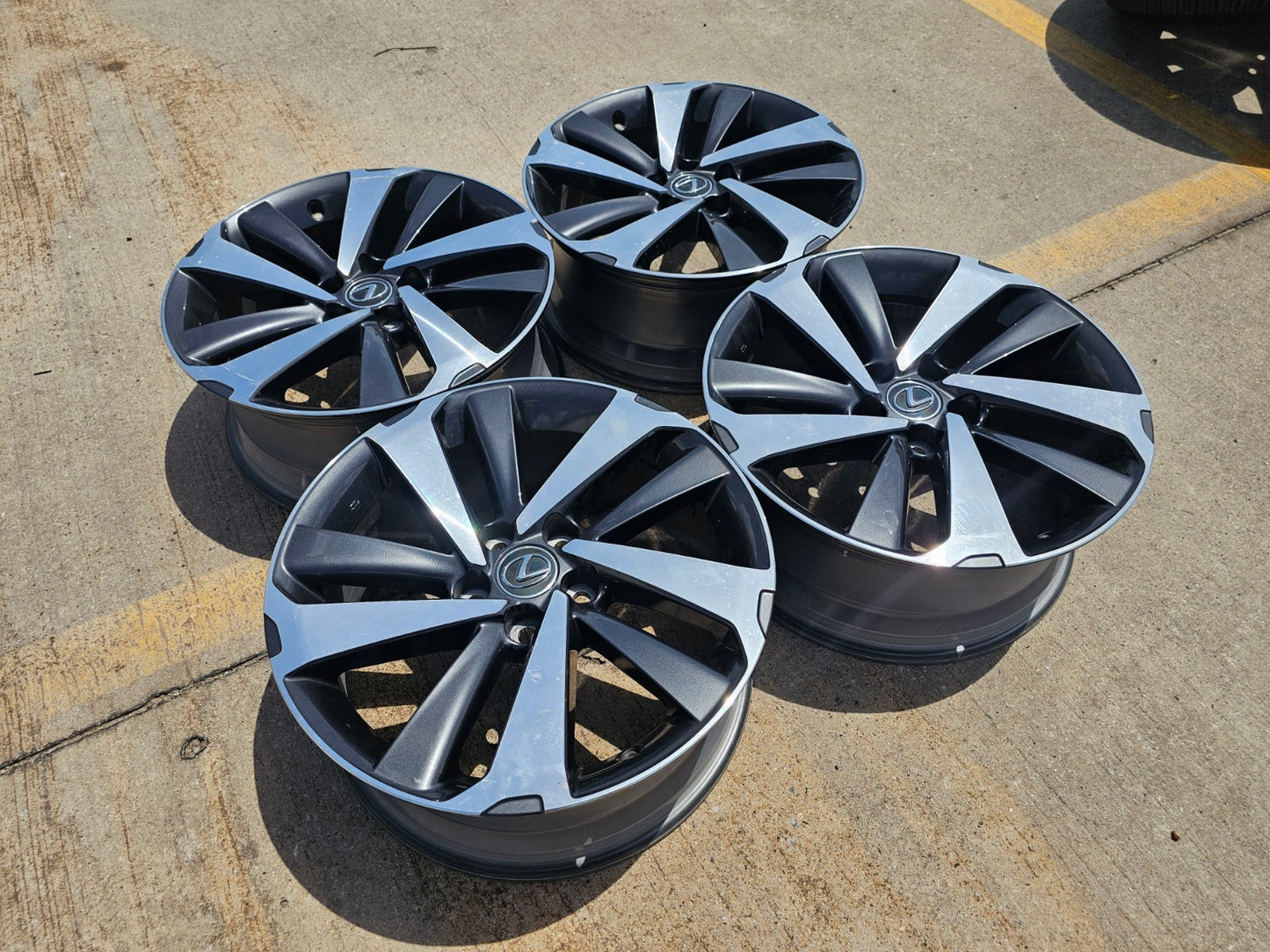 18" Lexus NX200T OEM wheels rims 74372 Camry Avalon RAV4
