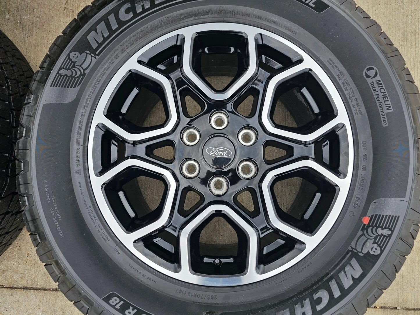 18" Ford F-150 OEM rims wheels 95049 10340 Expedition 2022 2023 2024 2025 NEW