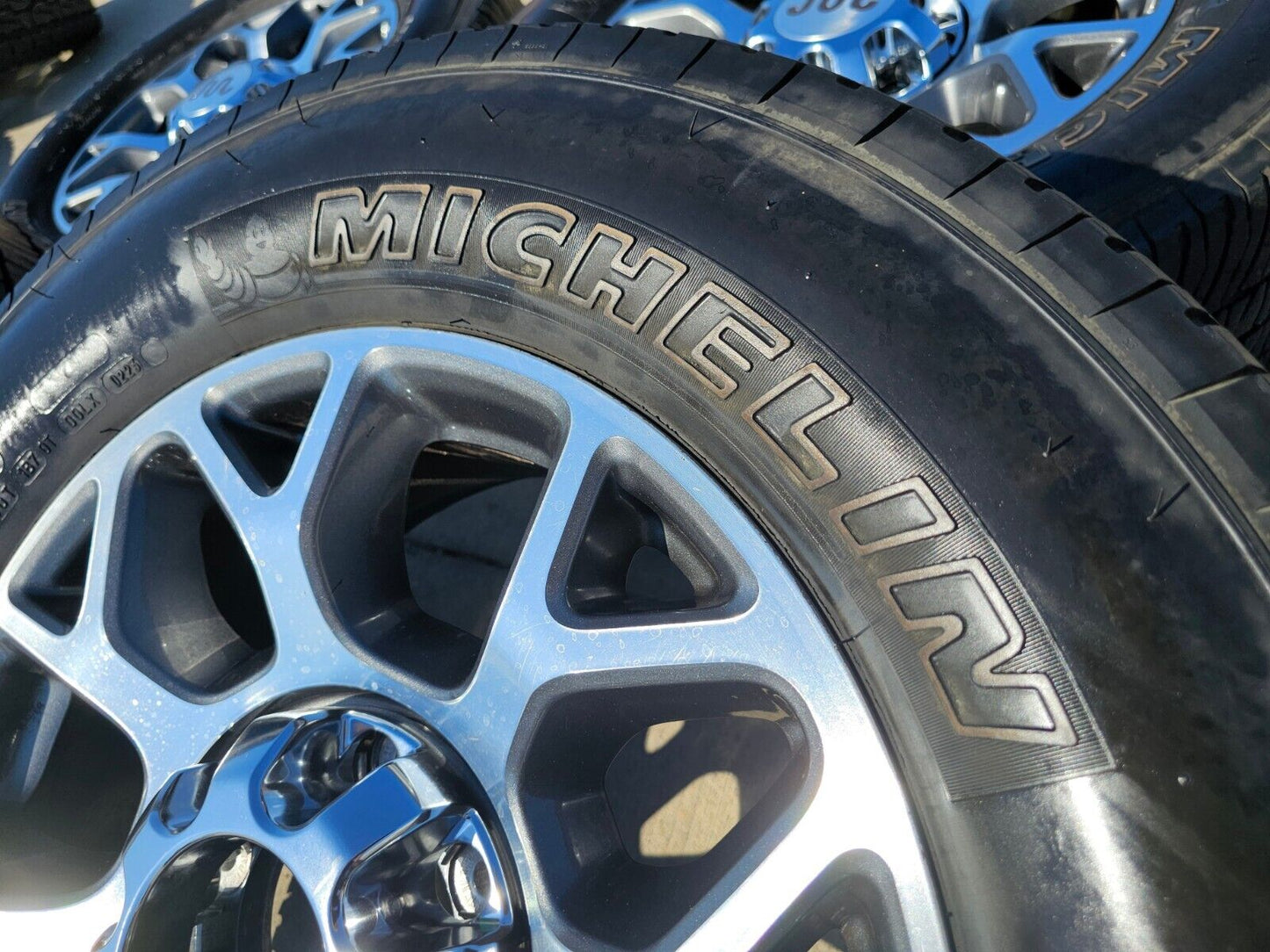 20" Ford F-250 F-350 OEM King Ranch Lariat wheels rims 10292 10293 tires