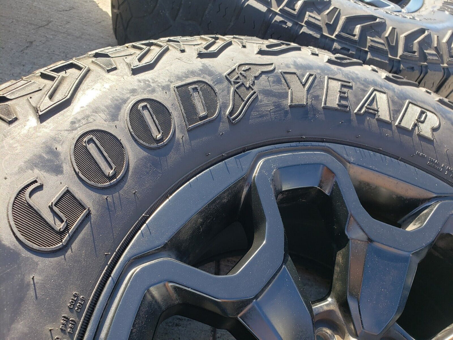 18" Dodge Ram 1500 TRX Black OEM 66002 wheels rims 35" tires 2021 2022 2023 2024