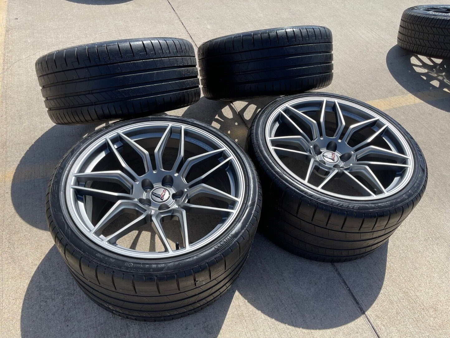 20" + 21" Chevy Corvette ZR1 C8 OEM wheels rims 95580 95581 tires 2023 2024 2025