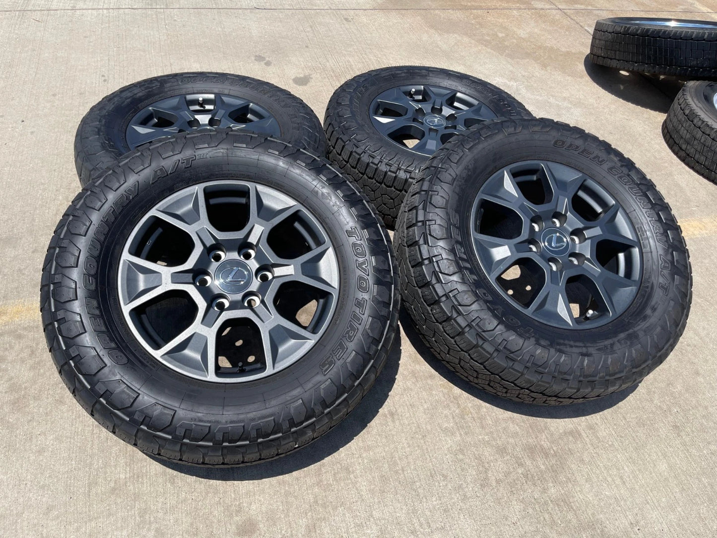 18" Lexus GX550 OEM wheels rims Toyota Land Cruiser Tundra Sequoia 2024 2025