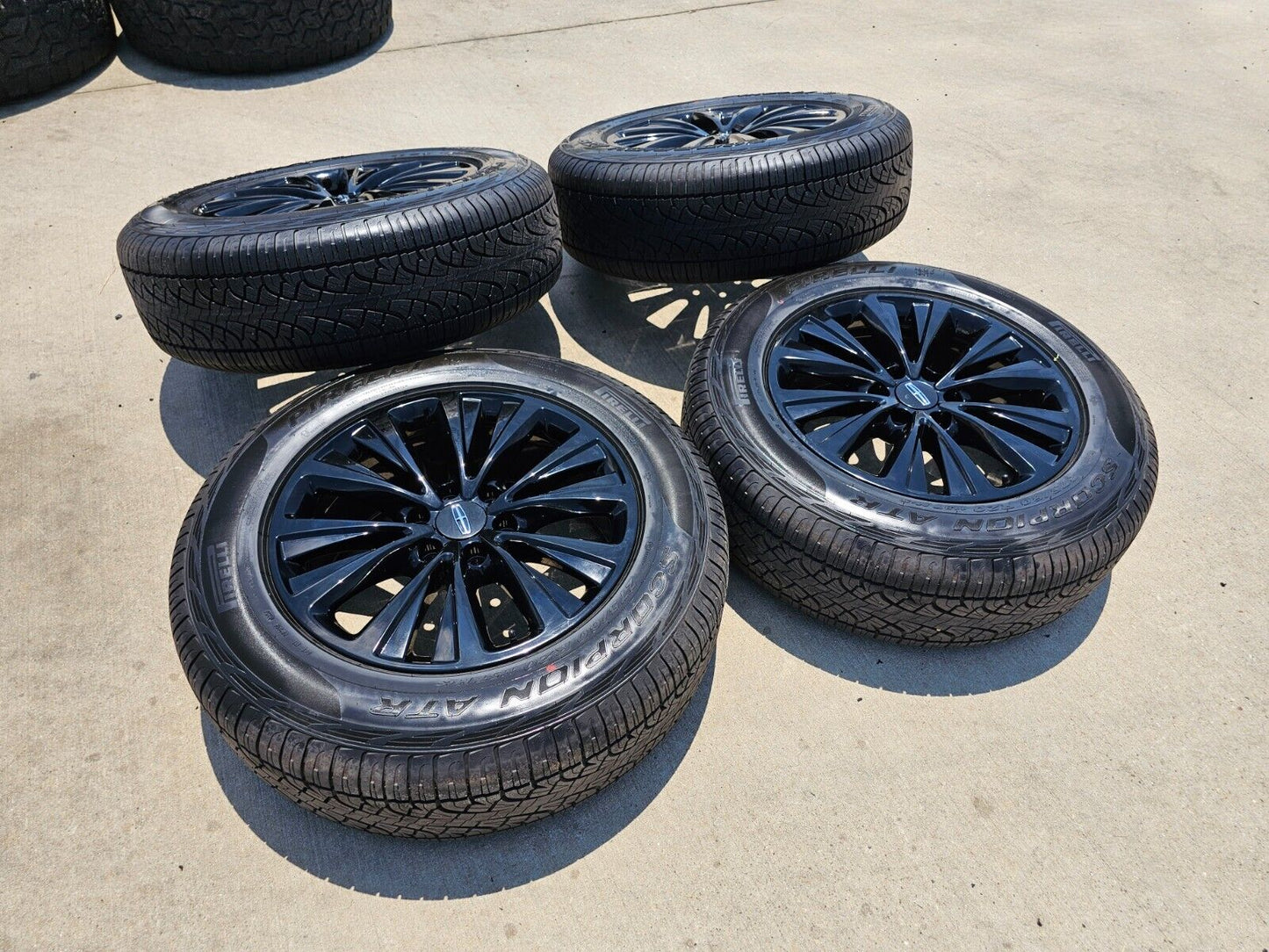 20" Lincoln Navigator OEM rims wheels 10024 tires 2015 2016 2017 2018 2020 2021