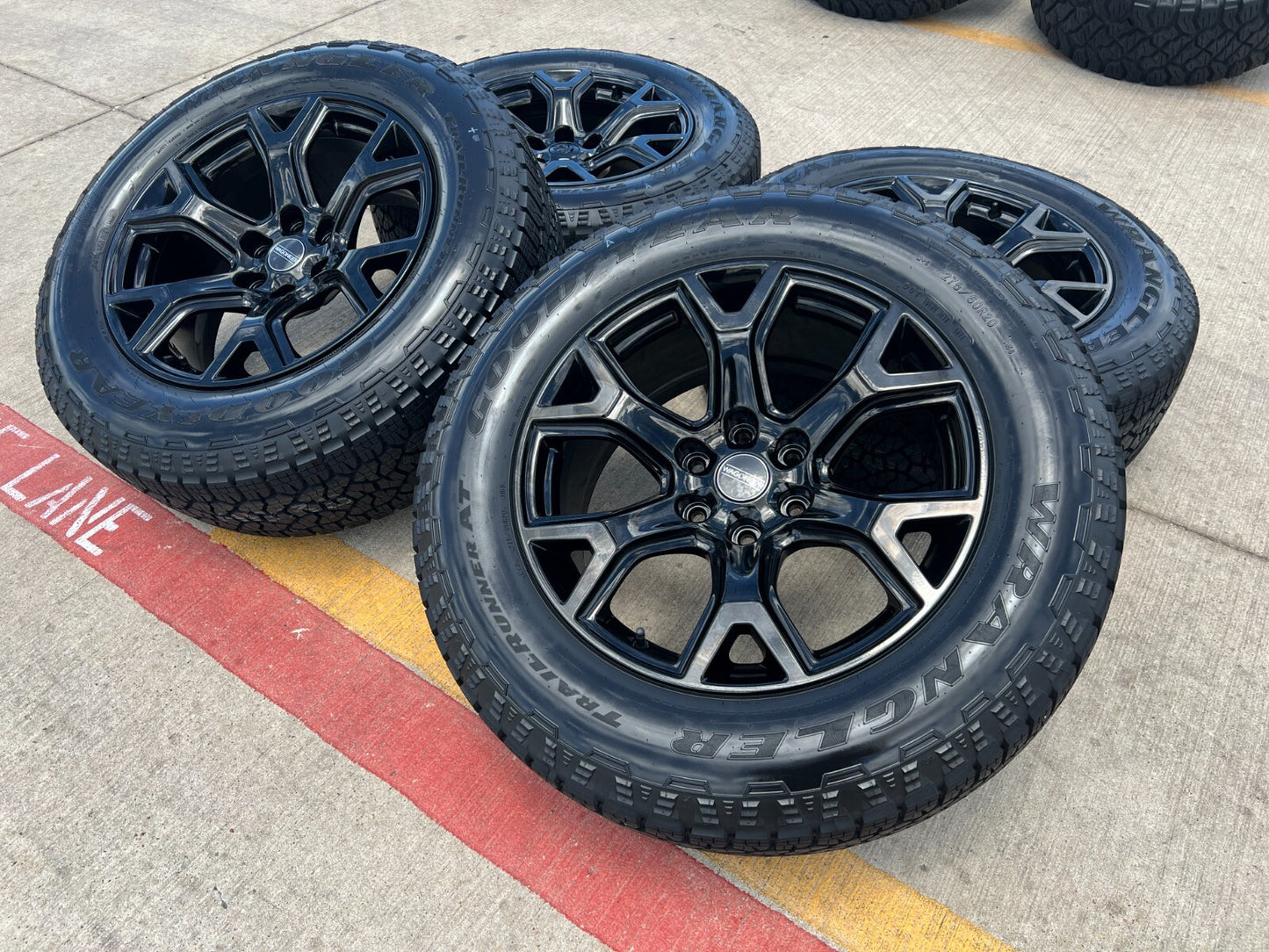 20" Dodge Ram 1500 Jeep Grand Wagoneer OEM OBSIDIAN wheels rims NEW
