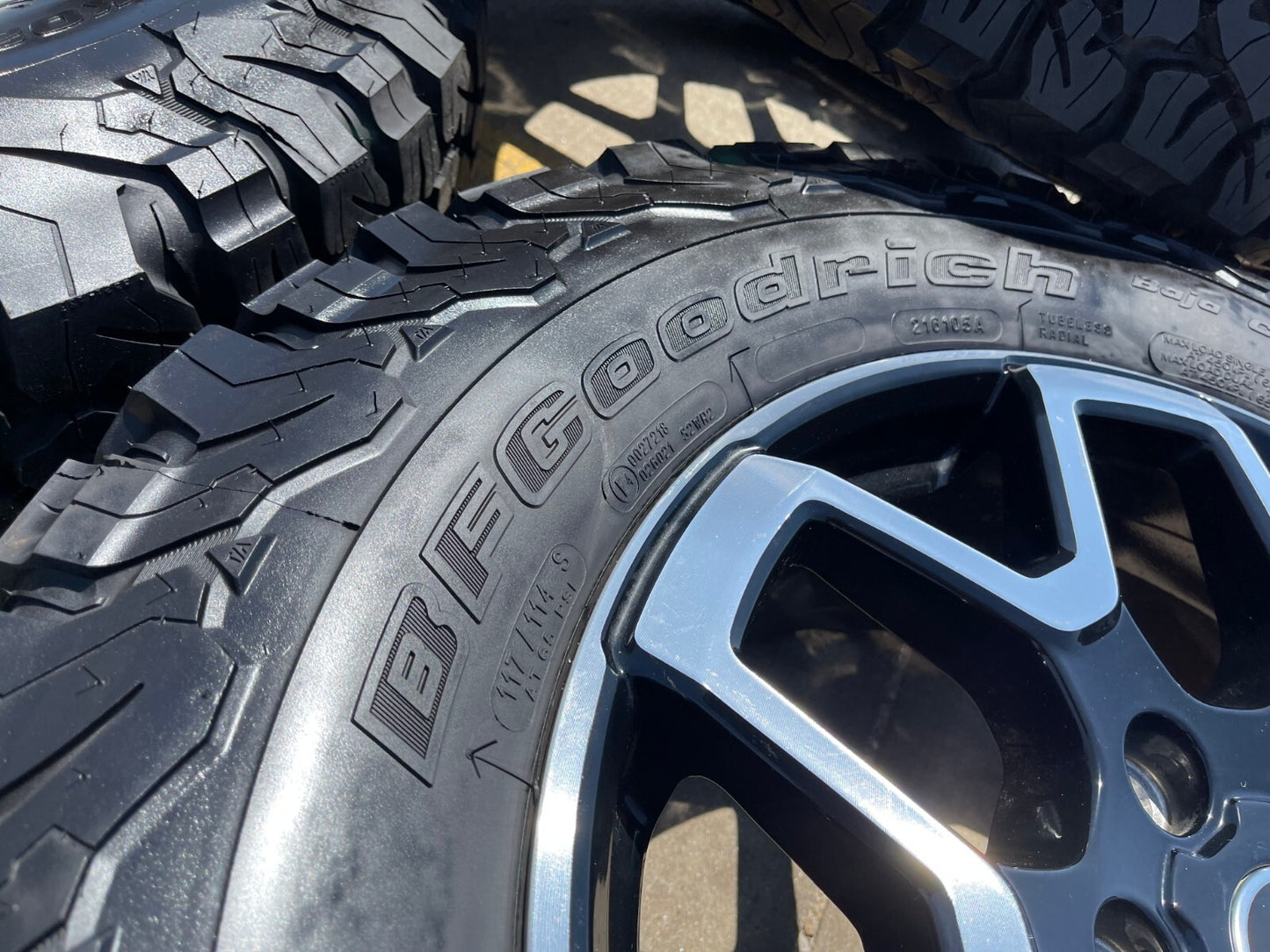 18" Ford Bronco wheels rims black 95213 Ranger tires 2024 2025 NEW BFG KO2 A/T
