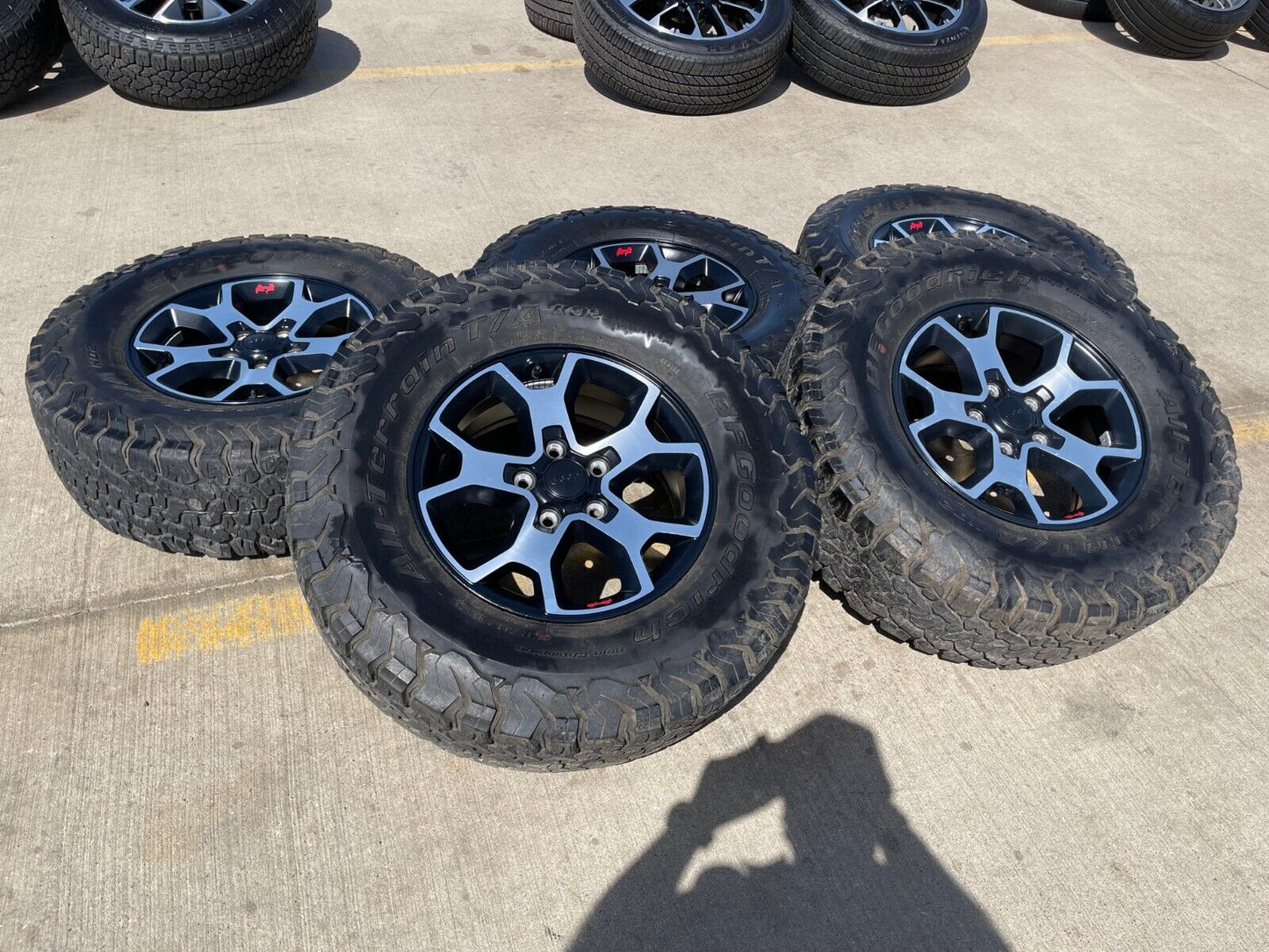 17" Jeep Wrangler Rubicon OEM 9218 Black wheels rims Gladiator BFG