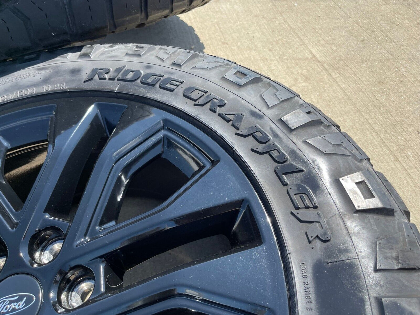 20" Ford F-150 LARIAT Limited OEM rims wheels Expedition 2023 2024 2025 NITTO