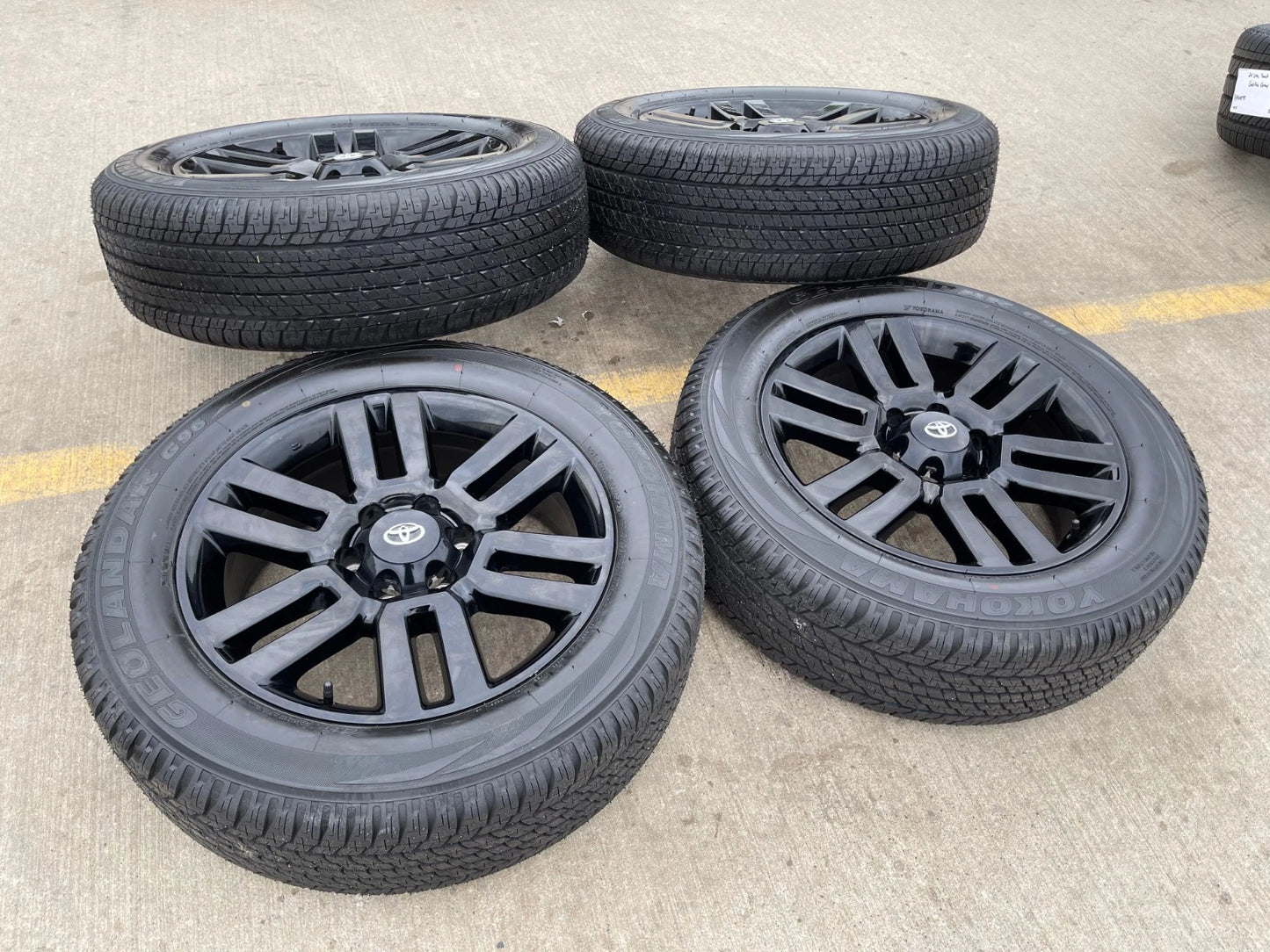 20" Toyota Tacoma 4Runner FJ Cruiser Lexus OEM 69561 wheels rims tires NEW