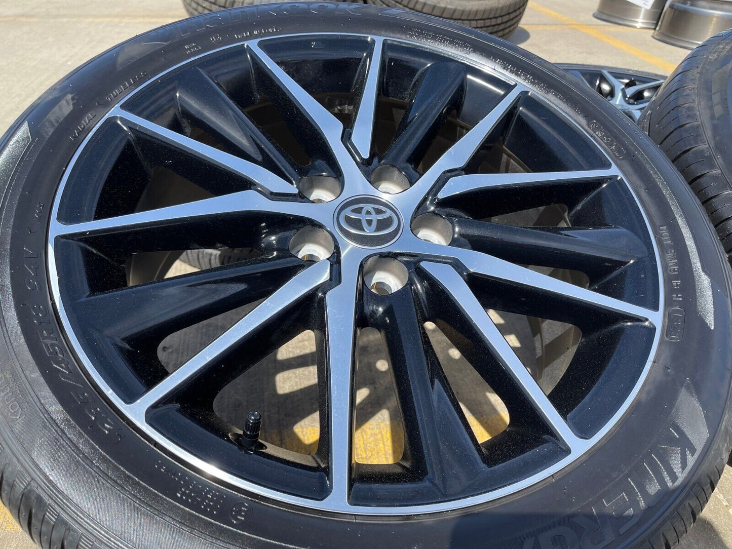 18" Toyota Camry OEM wheels rims 18036 69133 CHR Avalon 2021 2022 2023 2024 2025