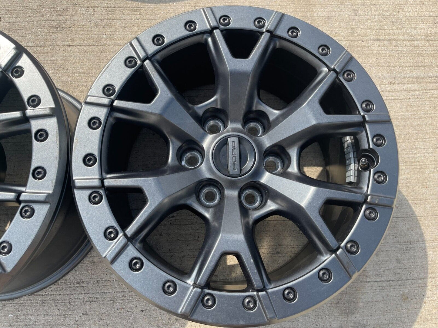 17" Ford F-150 Raptor OEM BEADLOCK rim wheel 10460 spare 2021 2022 2023 2024