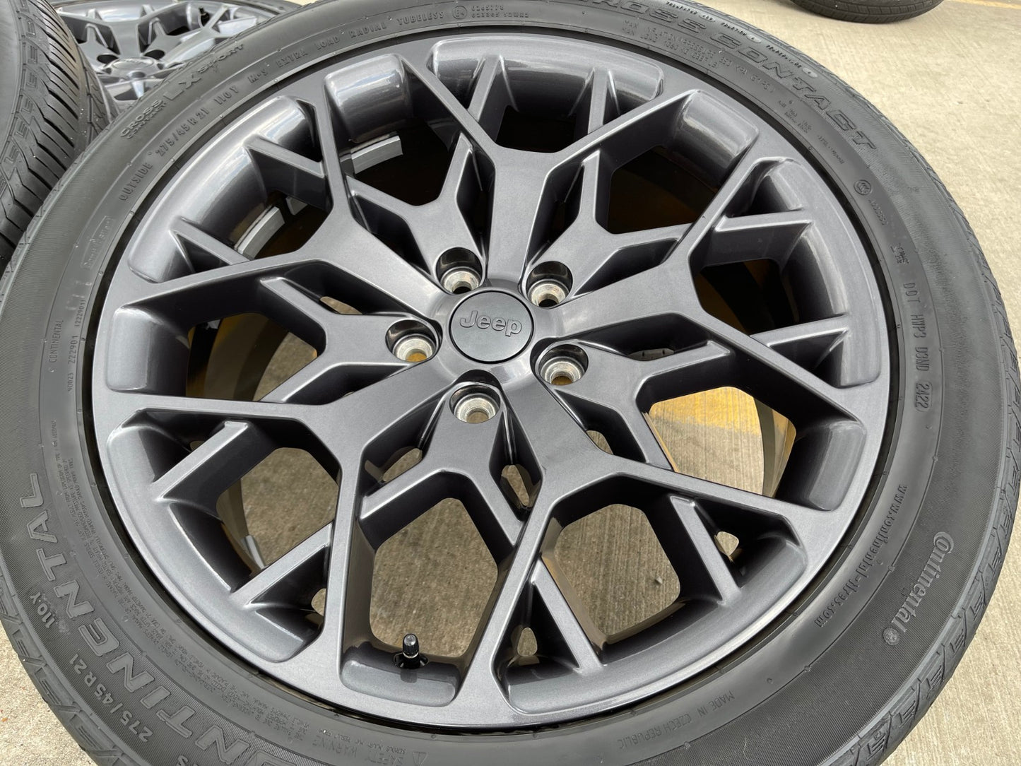 21" Jeep Grand Cherokee L Summit OEM 9291 wheels rims tires 2023 2024 2025 2026