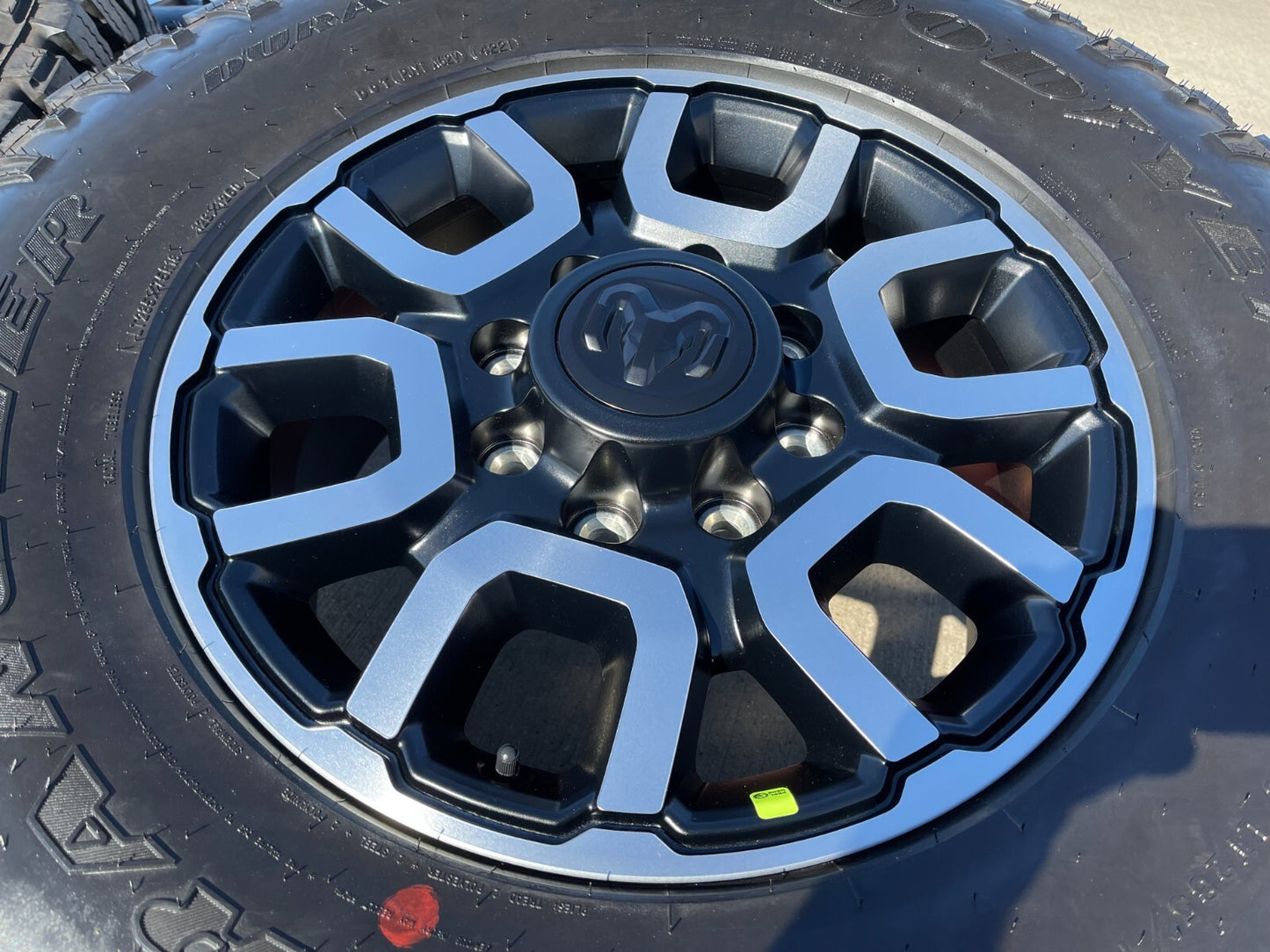 18" Ram 2500 3500 LARAMIE OEM wheels rims 2694 tires 35" DURATRAC NEW