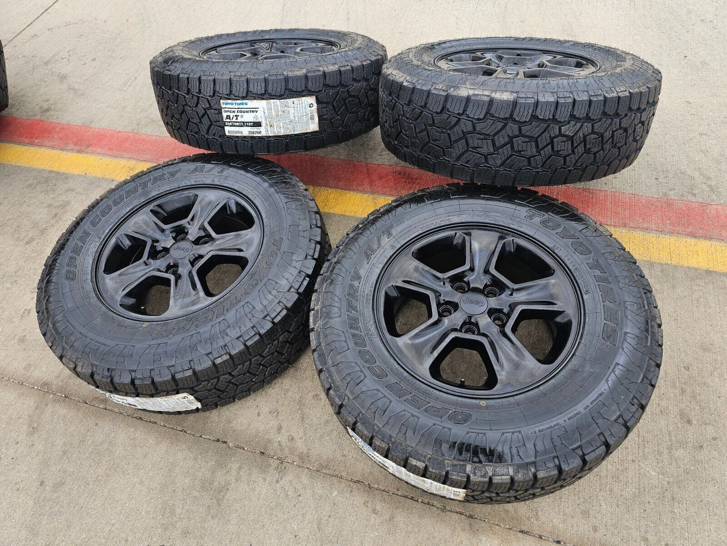 17" Jeep Grand Cherokee OEM wheels rims 9135 black TOYO tires A/T3 NEW