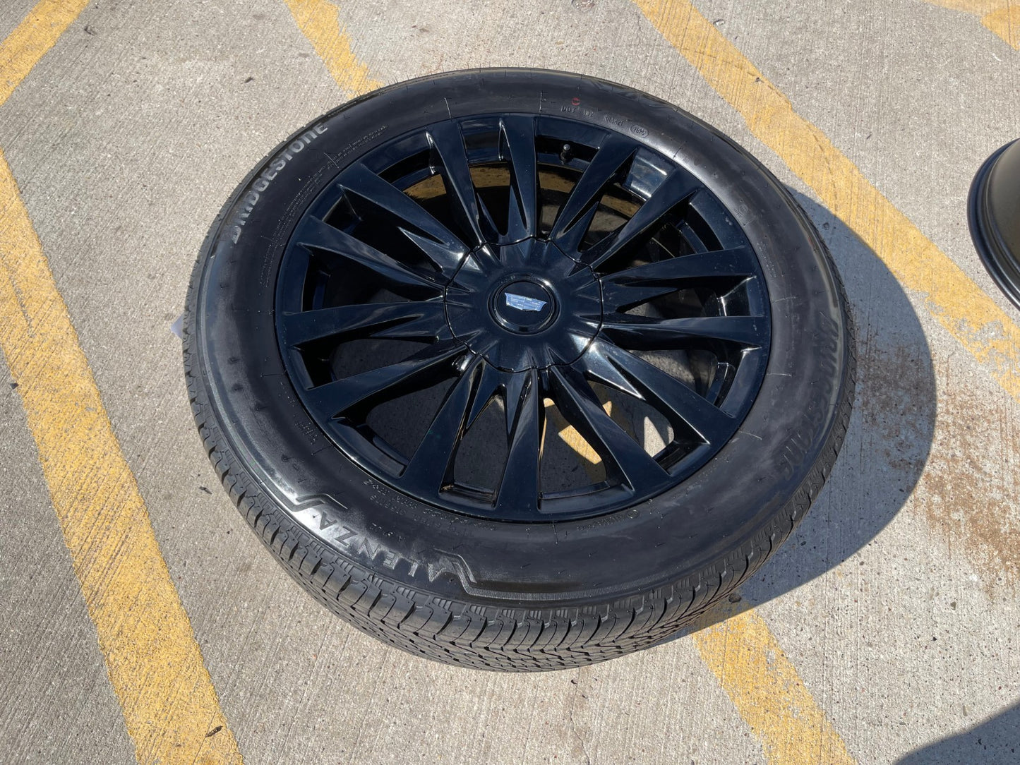22" Cadillac Escalade OEM Black wheel rim 4873 95026 Tahoe Silverado 2025 NEW