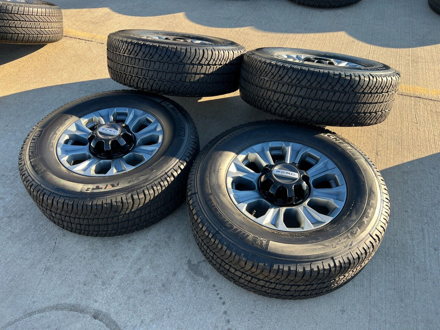 18" Ford F-250 F-350 OEM TREMOR gray rims wheels 10097 tires 2024 2025 NEW
