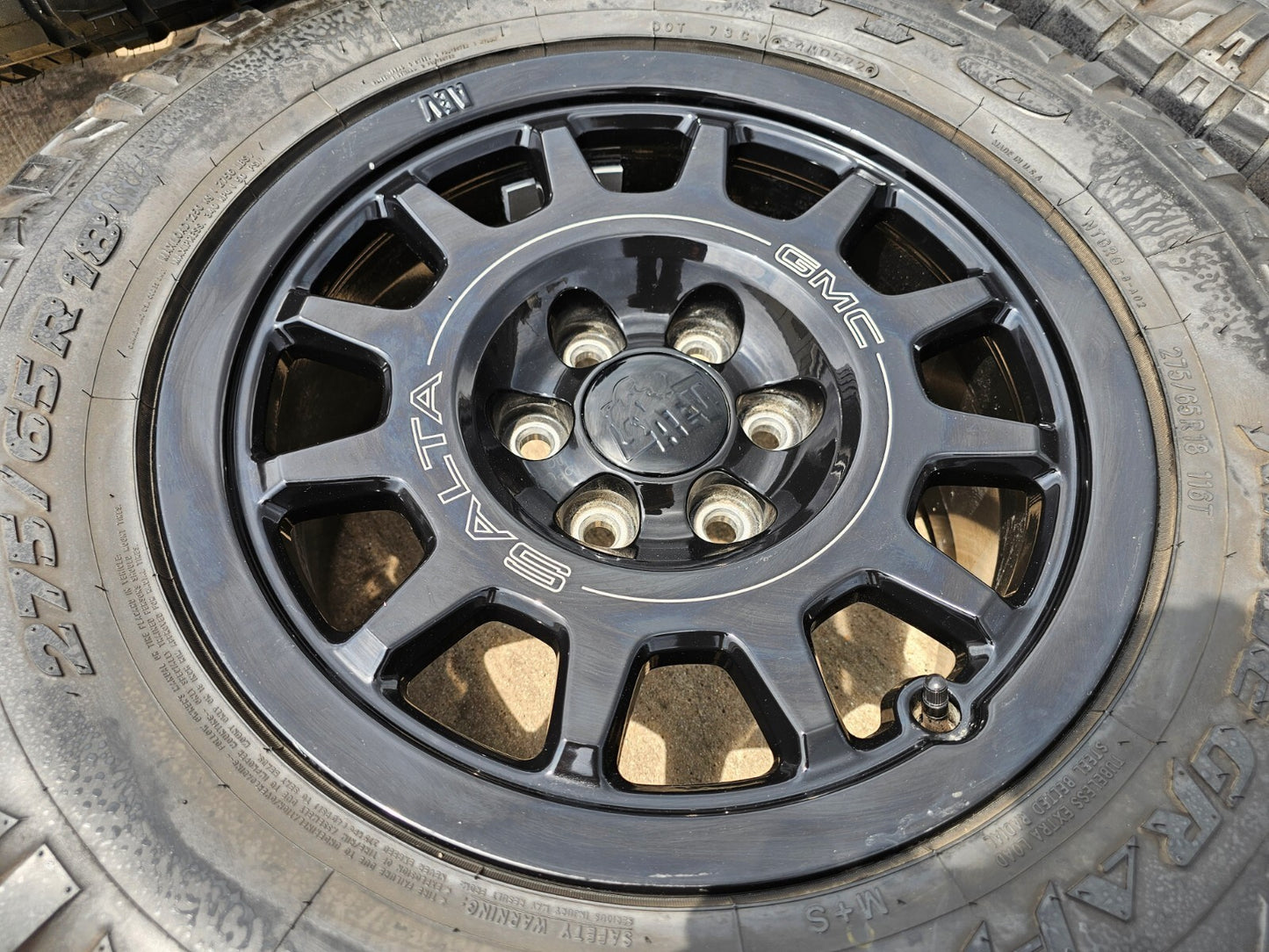 (4) 18" AEV SALTA GMC Sierra AT4X Chevy Silverado OEM rims wheels 2023 2024 2025