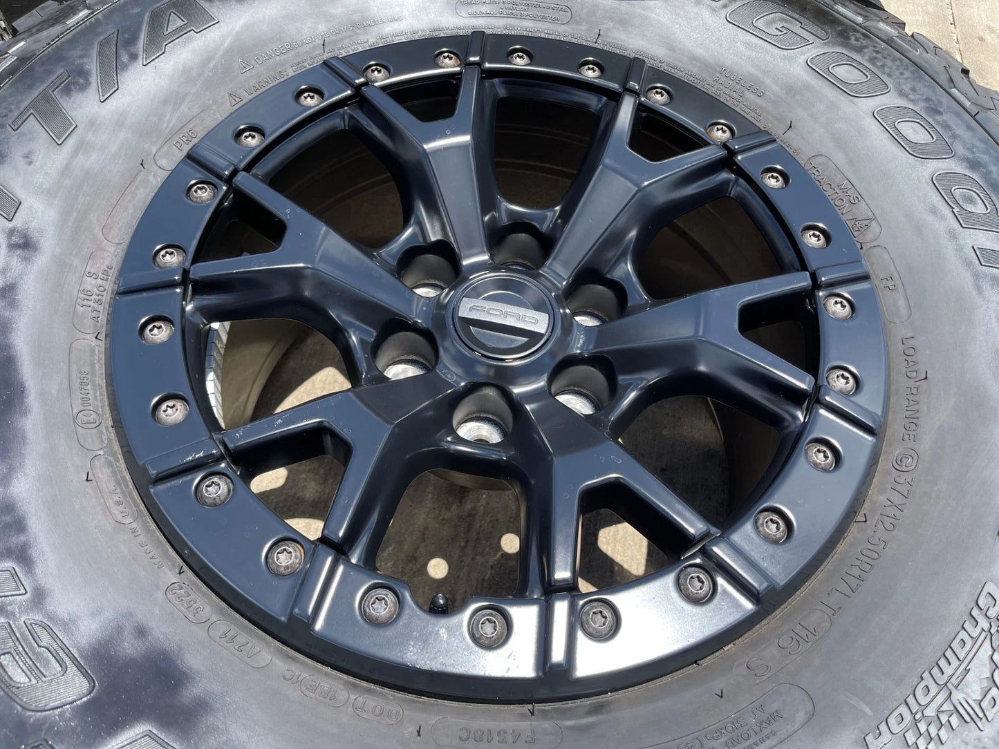 17" Ford F-150 Raptor R OEM BEADLOCK 10460 rims wheels 37" tires BFG