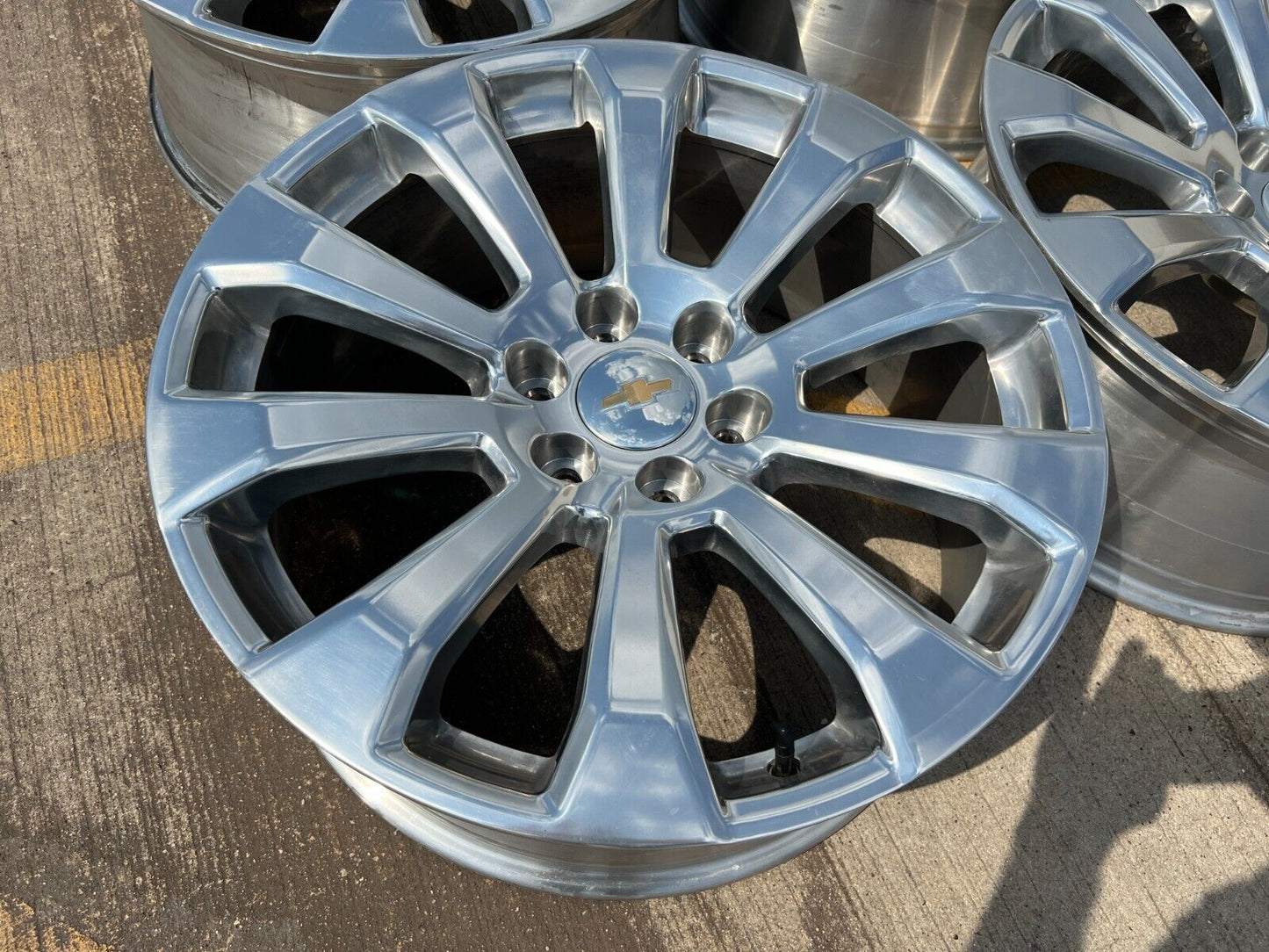 22" Chevy Silverado High Country OEM 5922 wheels rims Tahoe 2022 2023 2024 2025