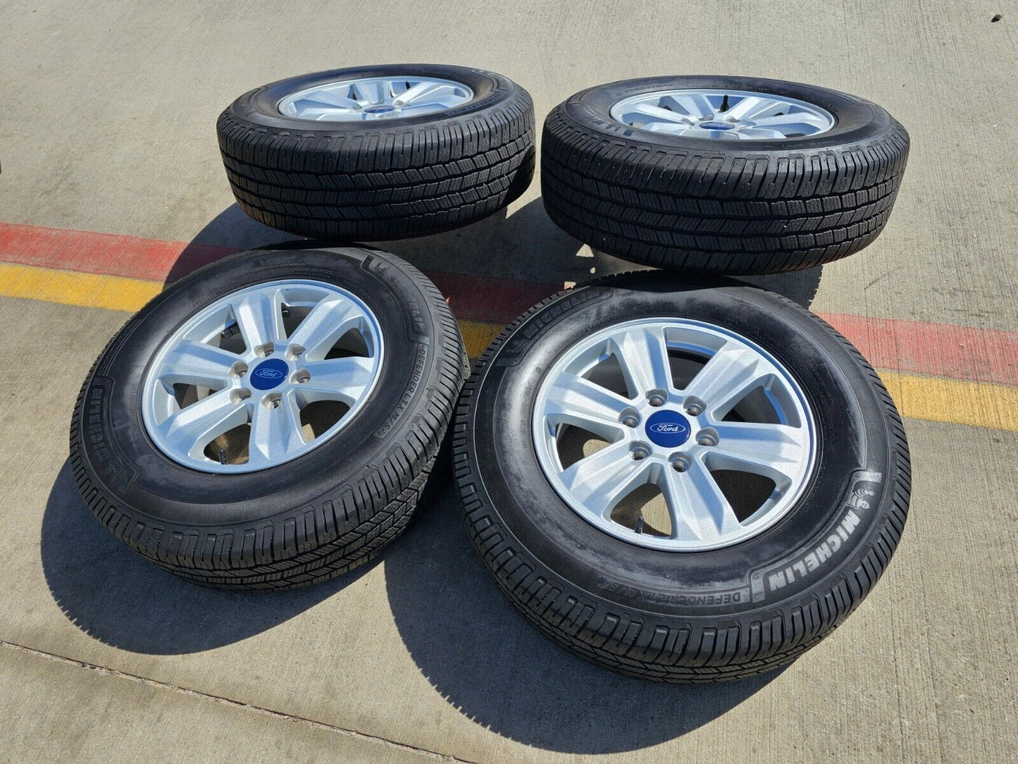 17" Ford F-150 Expedition OEM 3995 rims wheels tires MICHELIN