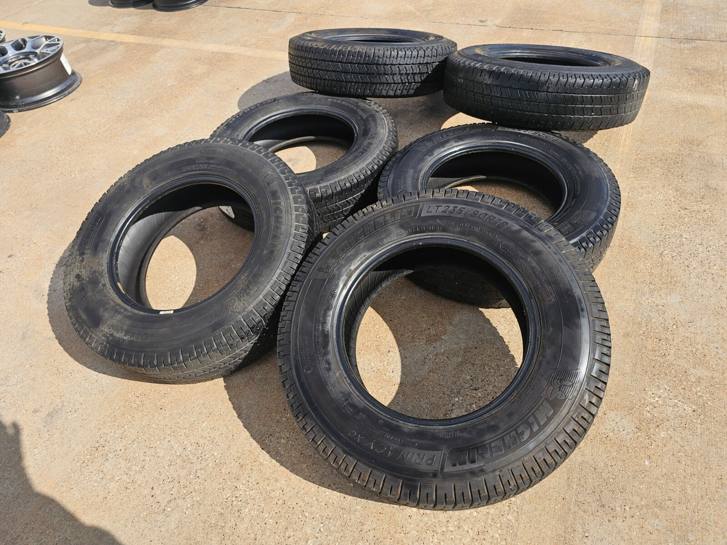 (6) 235/80/18 Michelin Primacy XC tires LT 10 ply load range E 235/80r18