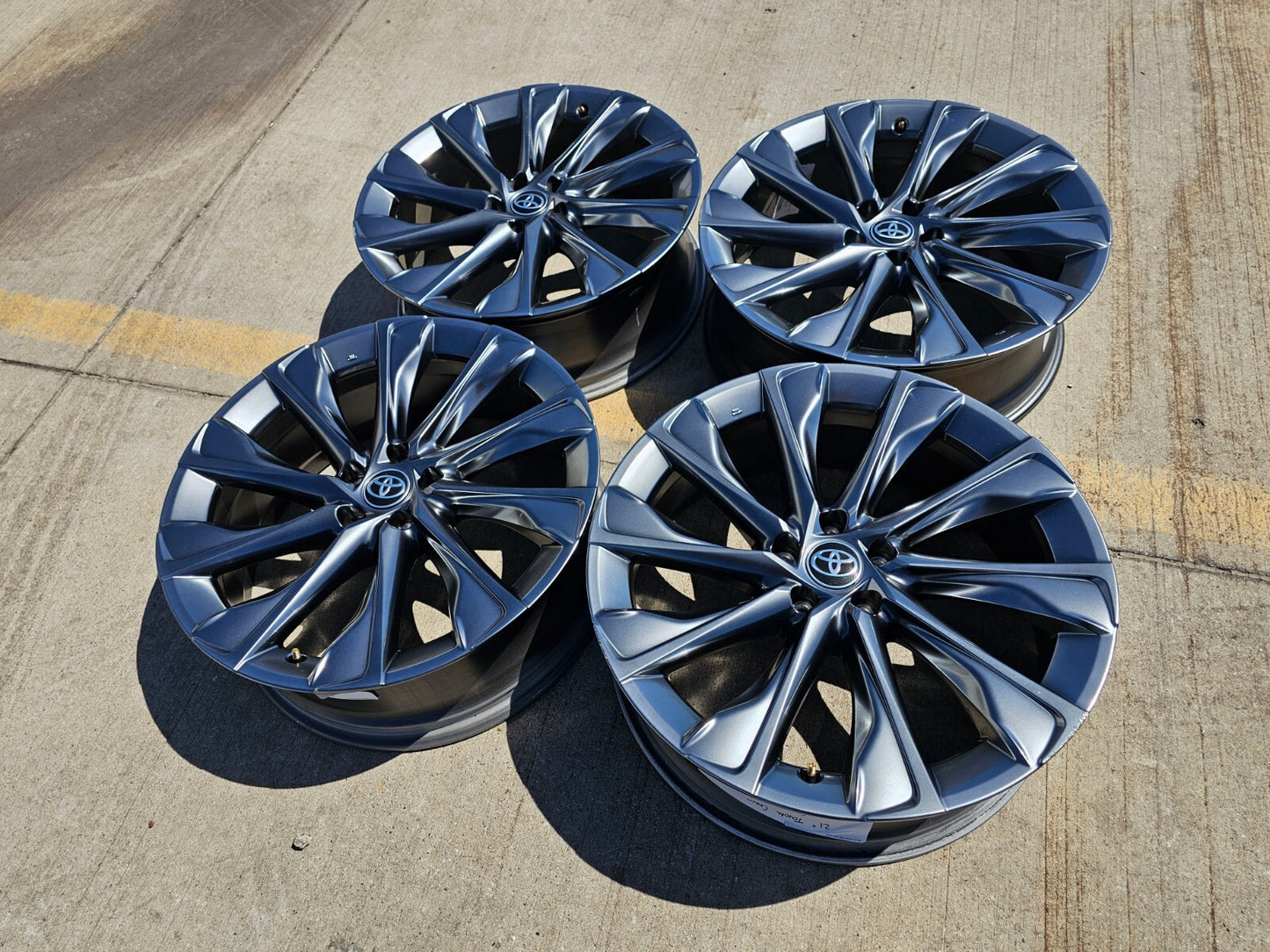 21" Toyota Crown OEM wheels rims 75332 Rav4 Camry Avalon Lexus 2023 2024 2025