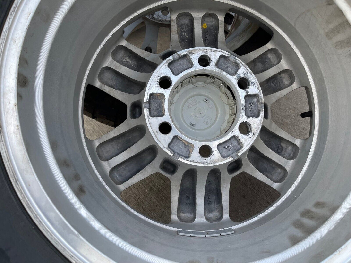 17" Toyota FJ Cruiser Tacoma 4Runner OEM wheel rim 69503 spare