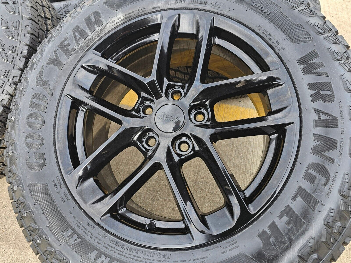 18" Jeep Grand Cherokee L OEM wheels rims 9286 Durango black 2023 2024 2025 NEW
