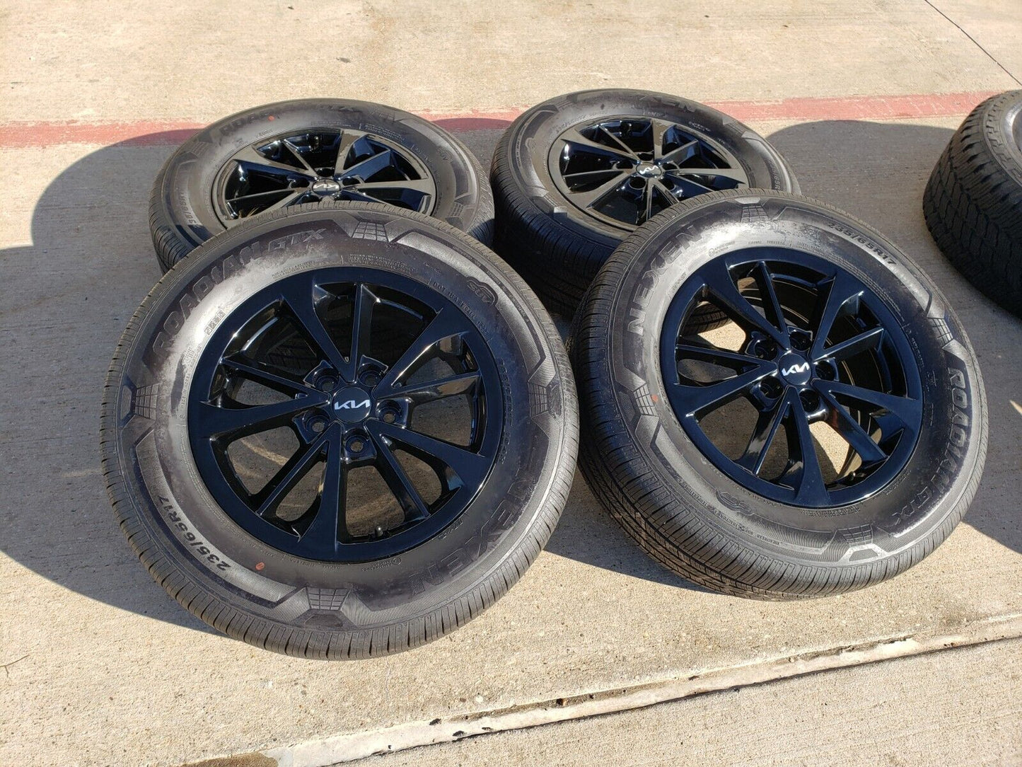 17" Kia Sportage Carnival OEM wheels rims tires 74829 Sorento Sedona 2022 2023