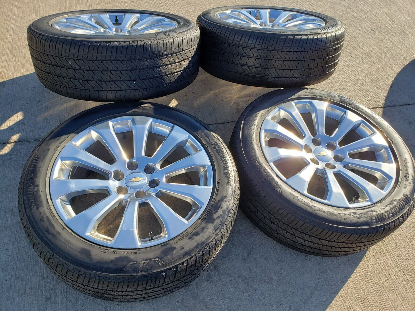 22" Chevy Silverado High Country OEM 5922 wheels rims Tahoe tires