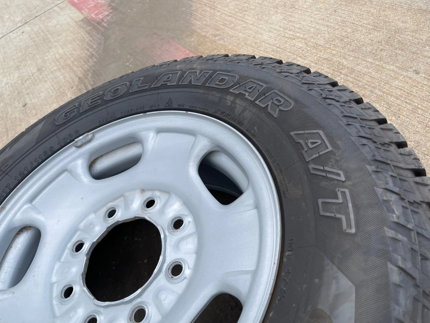 17" Chevy Silverado GMC Sierra 2500 OEM 8095 wheel rim tire Yokohama GEOLANDER