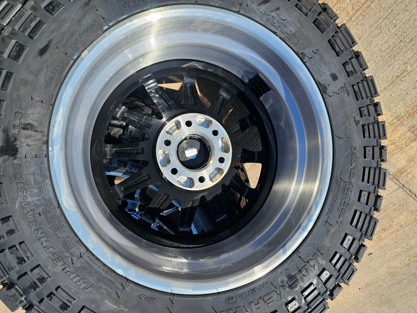 20x10 20" FUEL BURN FC403 Ford Expedition F-150 6x135 wheels rims tires 35" NEW!