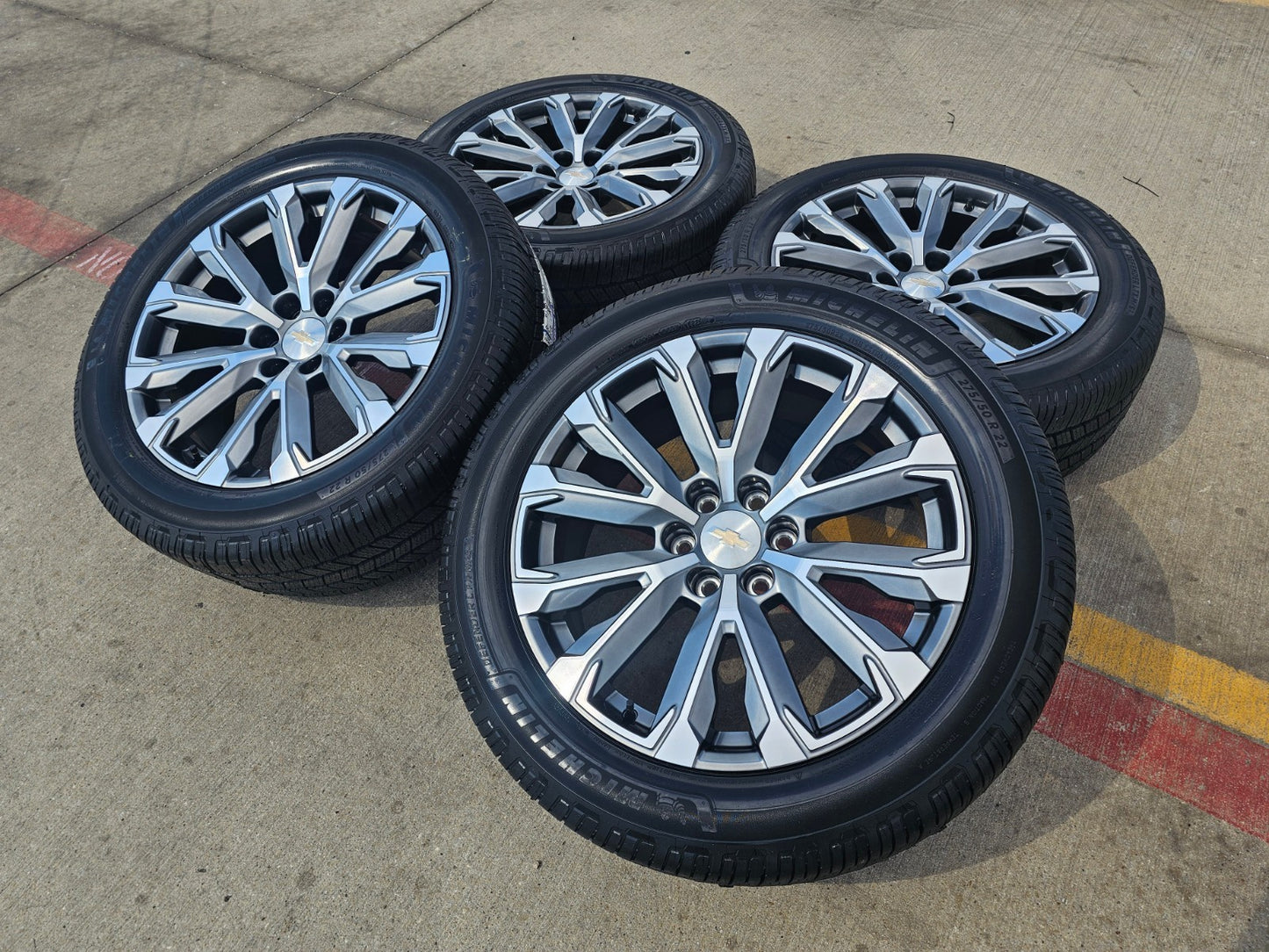 22" Chevy Tahoe Silverado Suburban OEM wheels rims 2025 2026 NEW MICHELIN