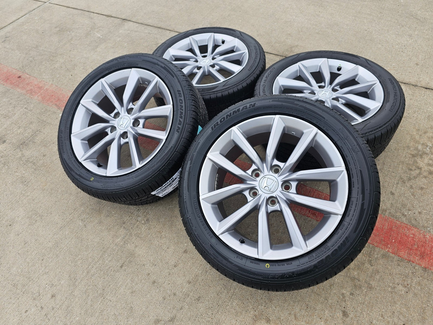 17" Honda Civic OEM wheels rims 63158 Accord HR-V tires