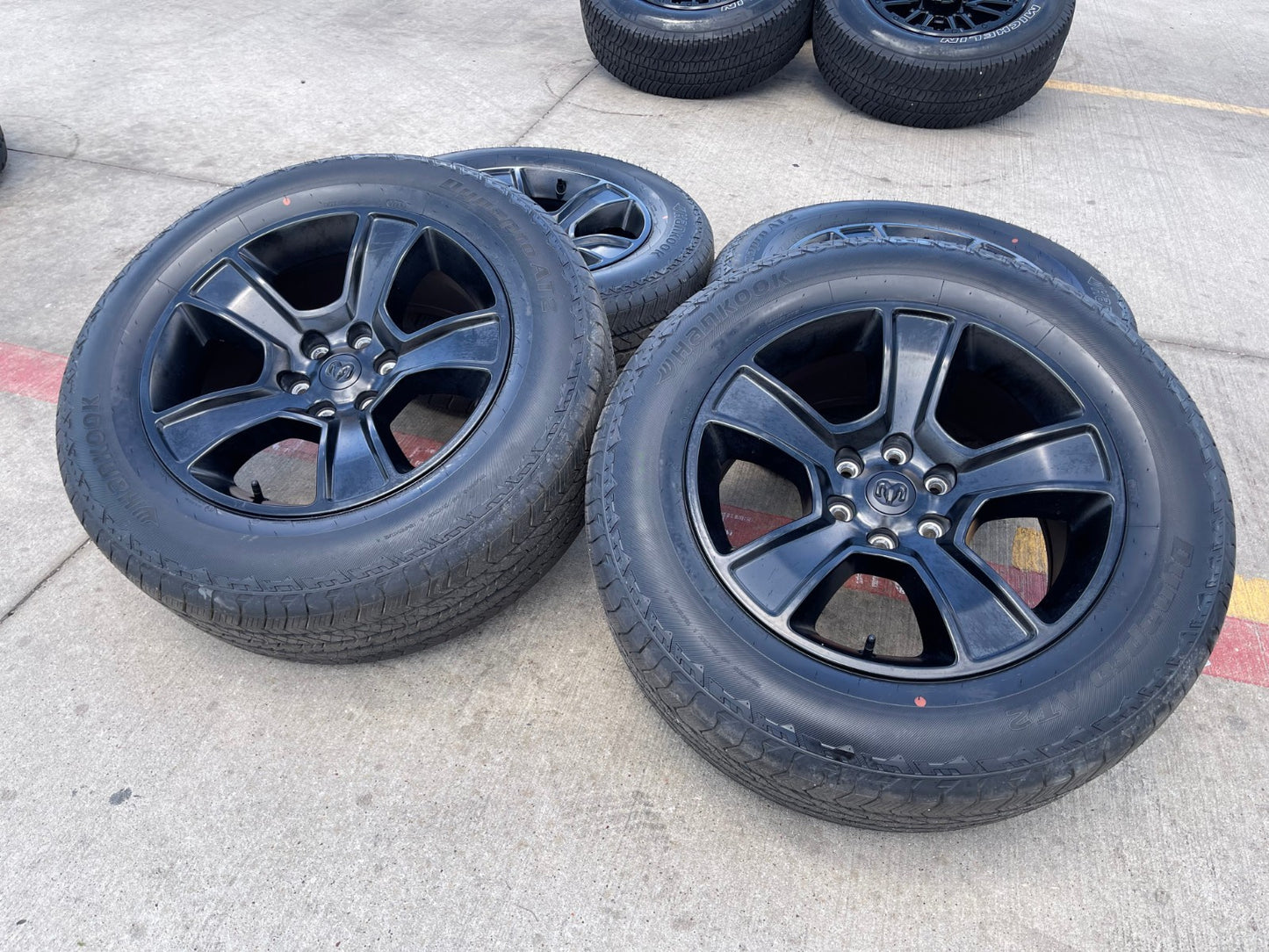 20" Dodge Ram 1500 OEM LIMITED Black 2676 2723 wheels rims NEW HANKOOK A/T2