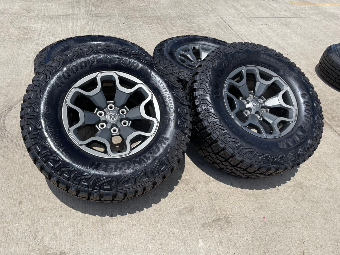 18" Dodge Ram 1500 TRX RHO Black OEM 66002 wheels rims TERRITORY M/T 35" NEW