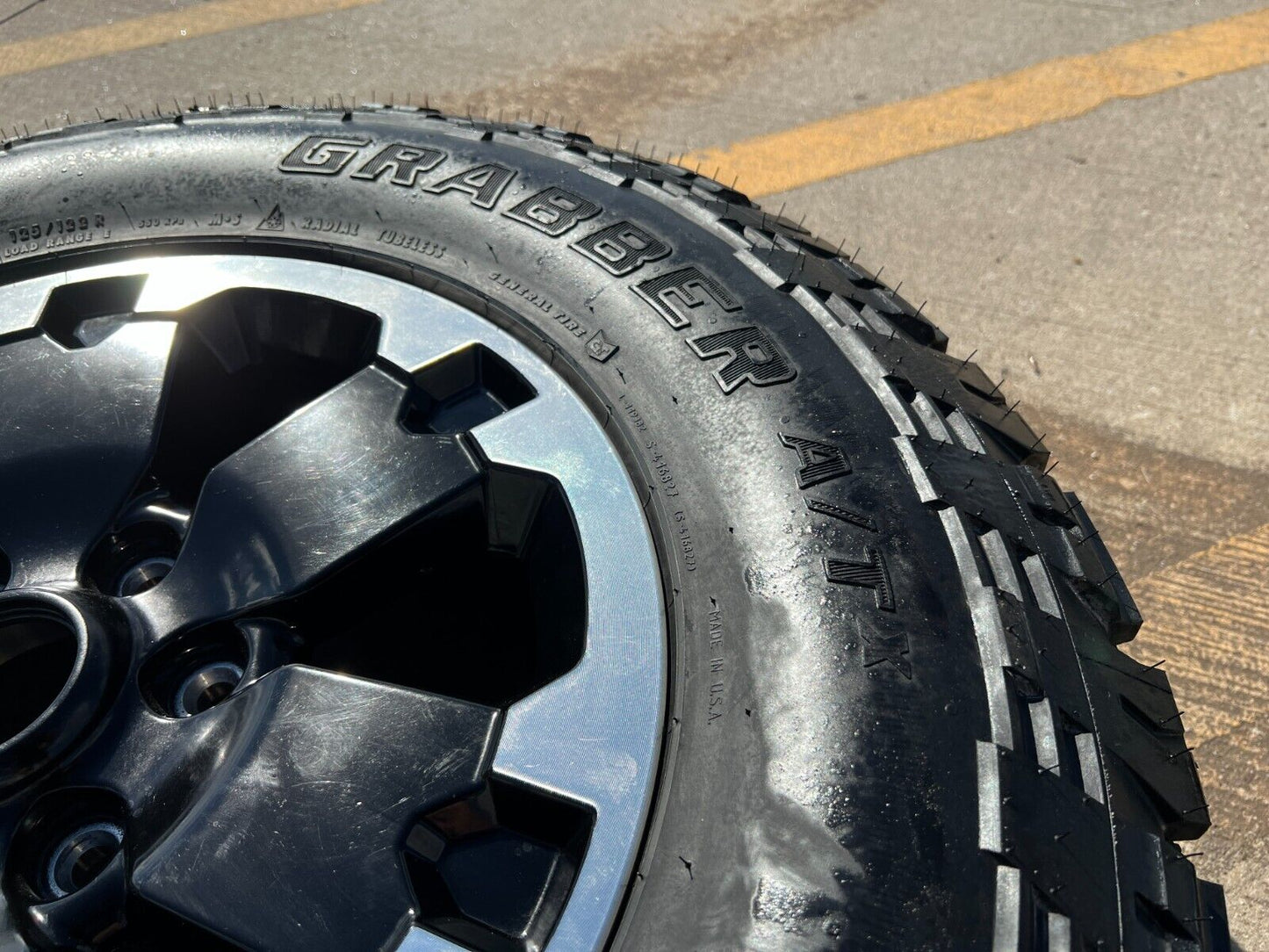 (1) 18" Ford Bronco BADLANDS OEM black wheel rim 10282 Ranger Spare tire