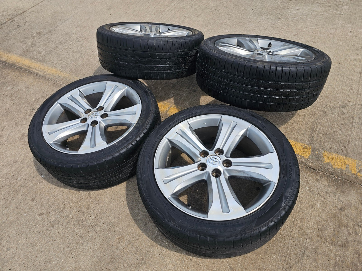 19" Toyota Highlander Rav4 XLE OEM 69536 Camry Avalon wheels rims