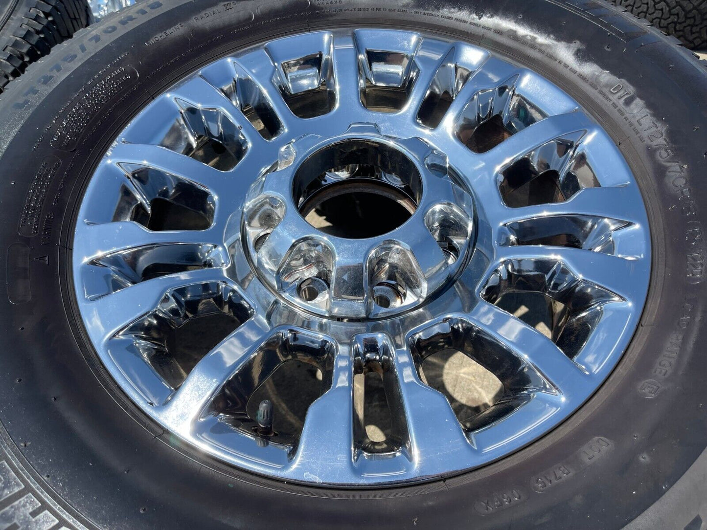 18" Ford F-250 F-350 OEM rims wheels 10290 chrome tires