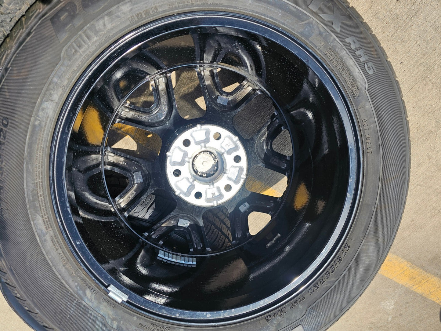 20" Dodge Ram 1500 OEM Laramie wheels rims tires 68583860AA 2024 2025 NEW