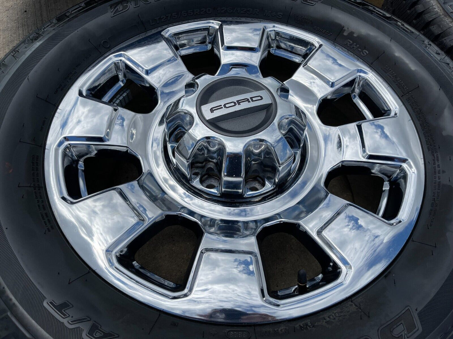 20" Ford F-250 F-350 OEM chrome Lariat wheels rims 10295 tires 2023 2024
