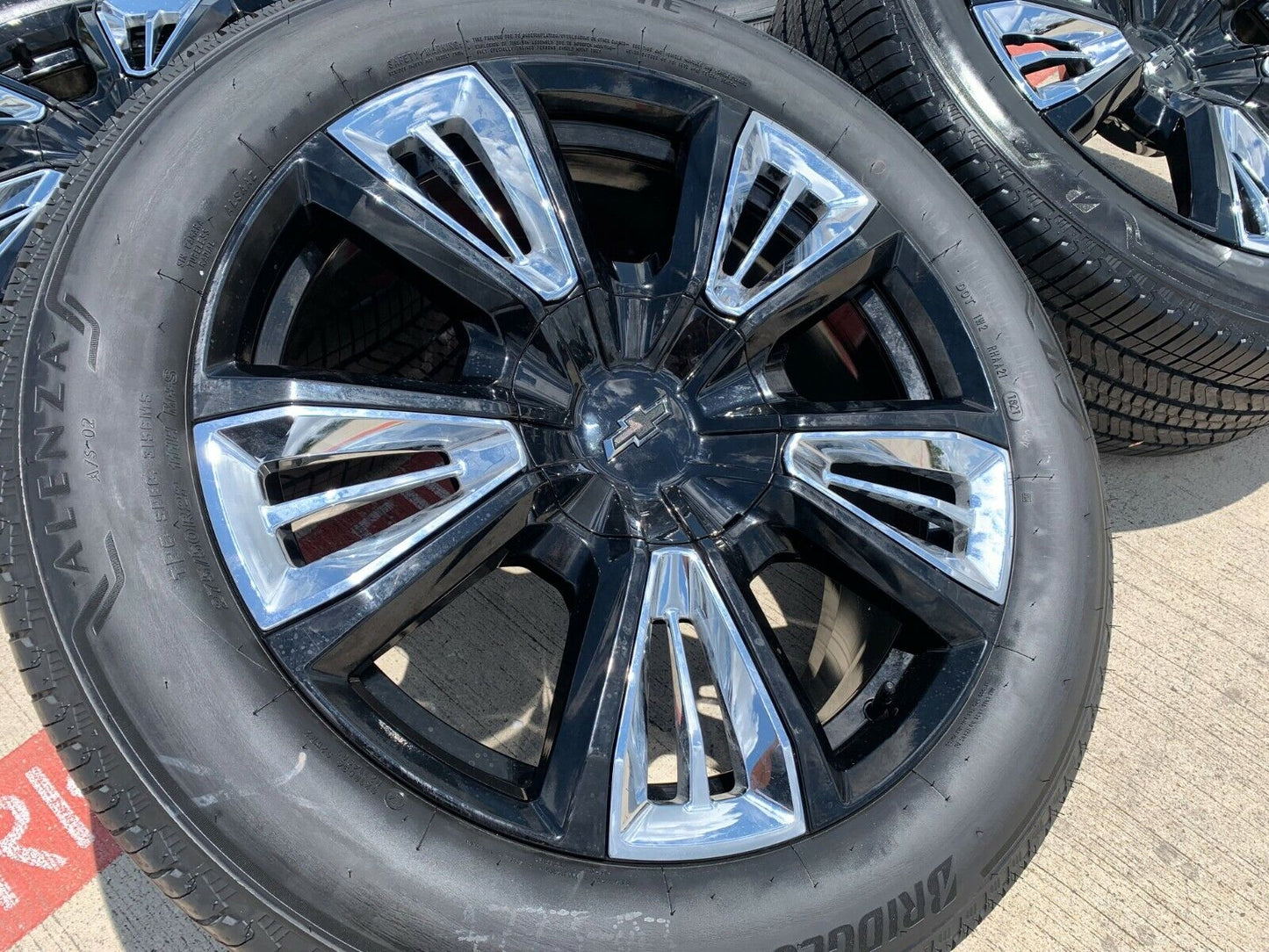 22" Chevy Tahoe Silverado Suburban RST OEM wheels rims 96951 2023 2024 NEW