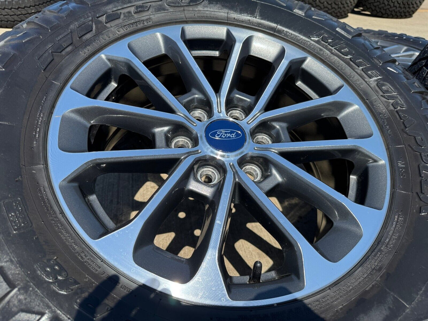 18" Ford F-150 OEM rims wheel 10169 tires Expedition NITTO
