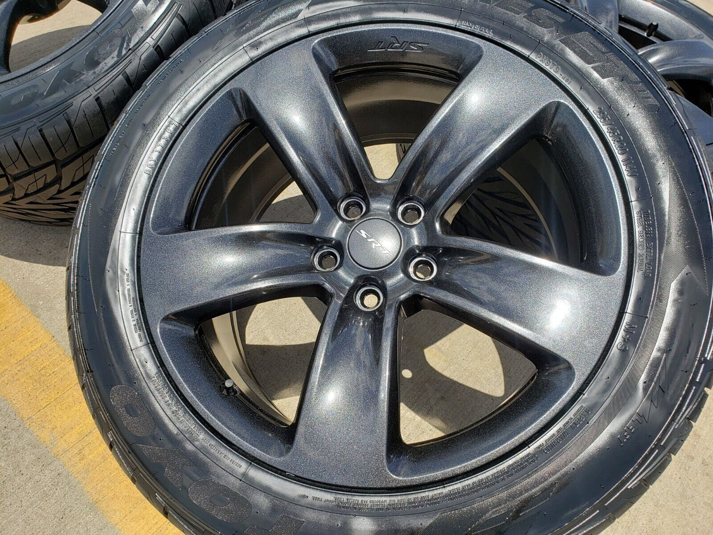 20" Jeep Grand Cherokee SRT Trackhawk OEM 9139 wheels rims tires NEW