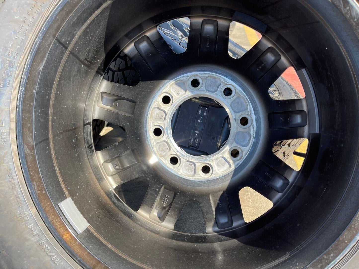 20" GMC Sierra DENALI 2500 3500 OEM 5963 wheels rims Silverado 2024 2025 NEW