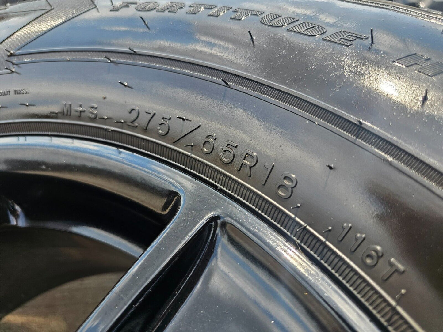 18" Ford F-150 Expedition OEM Black rims wheels 3998 tires